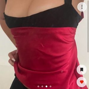 NWT Enduring Kairos red bisous top